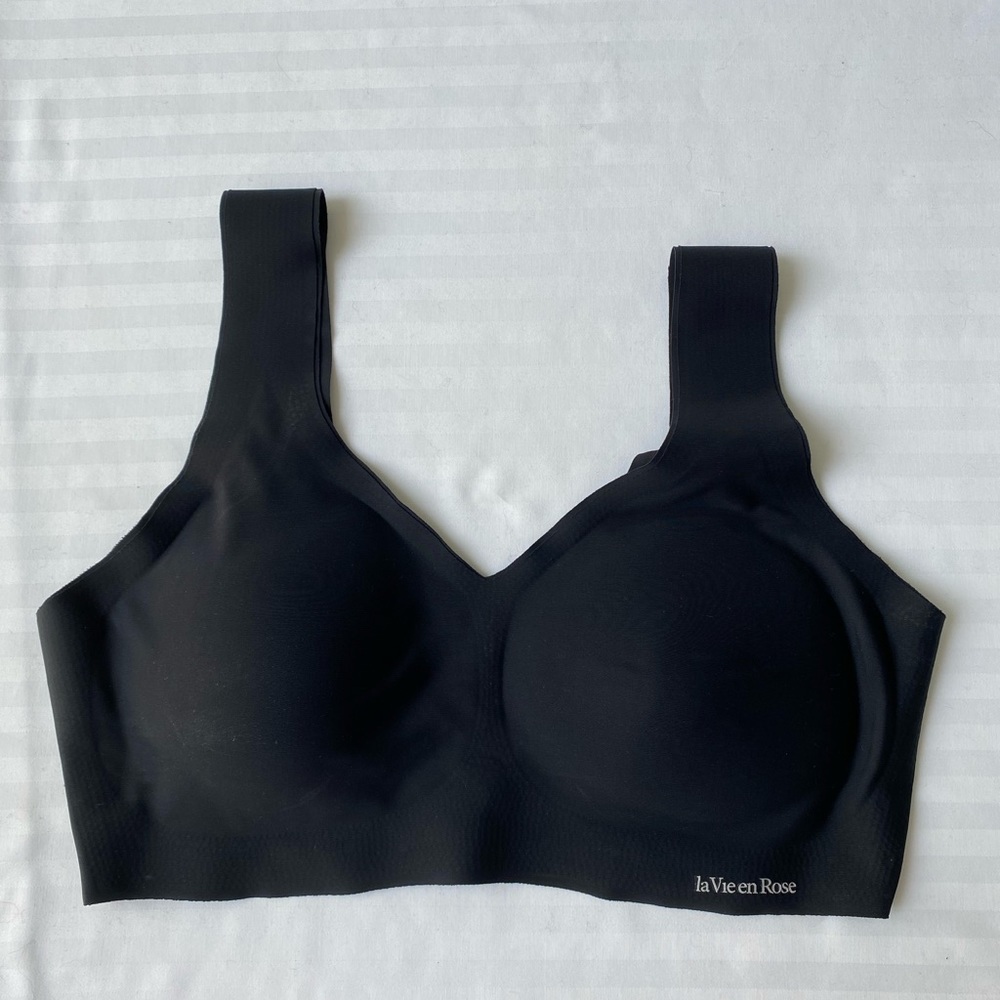 La Vie en Rose Seamless Launch Tank Bra, Size M - Picture 2 of 7